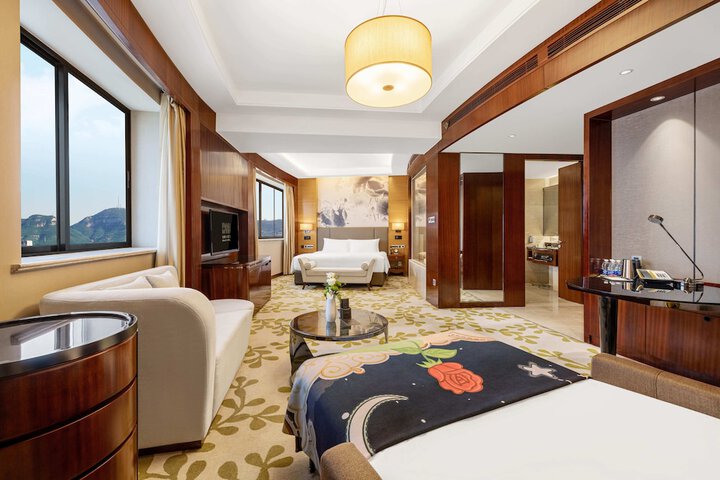 Room 21 of 43