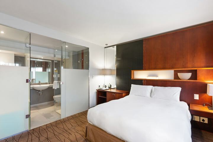 Room 13 of 57