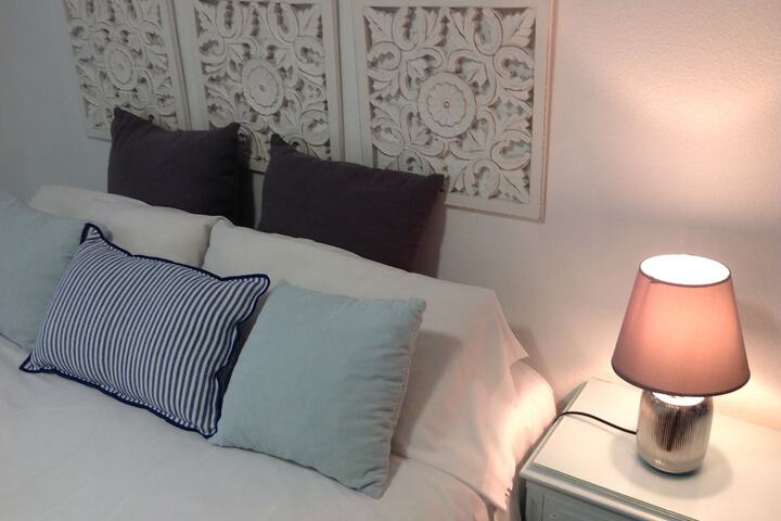Room 15 of 76
