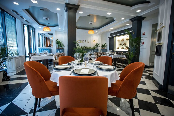 Dining 97 of 124