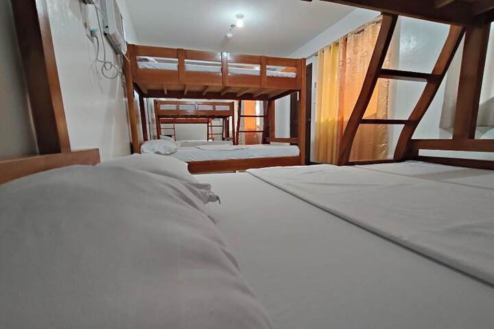 Room 16 of 43