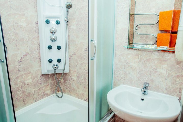 Room 30 of 71