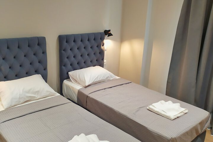 Room 3 of 36