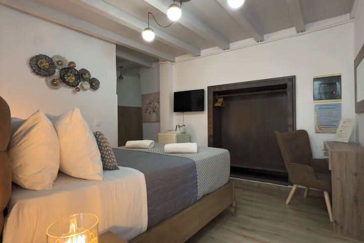 Room 70 of 148