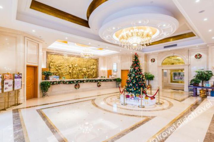 Hotel Interior 12 of 19