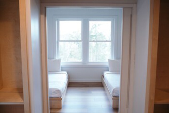 Room 115 of 510