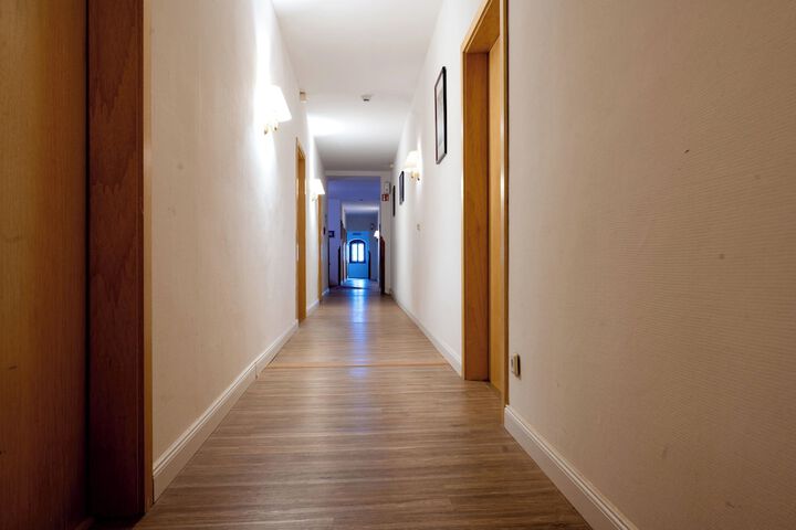 Ballroom/Hall 54 of 58