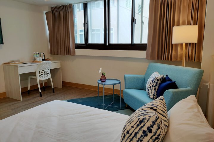 Room 3 of 55