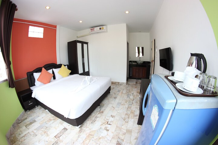 Room 10 of 58