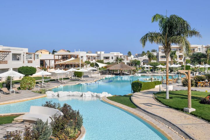 Pool 56 of 101