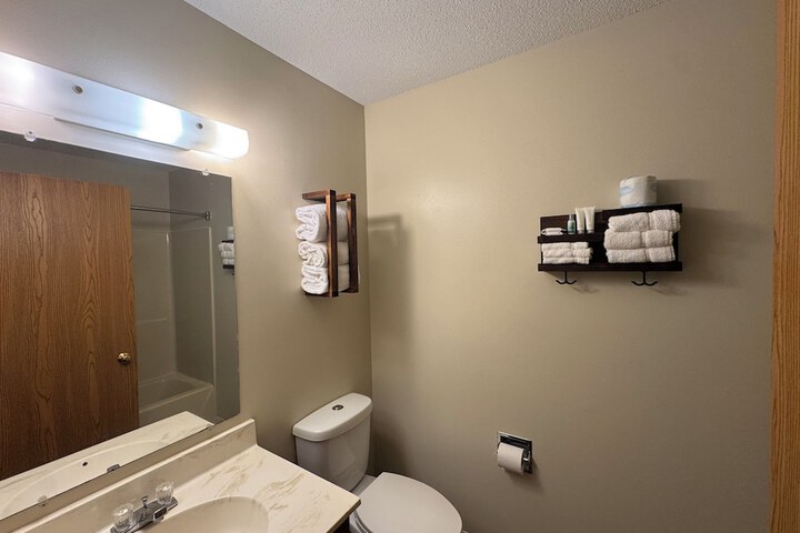 Room 9 of 115