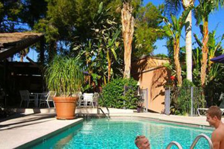 Pool 15 of 18