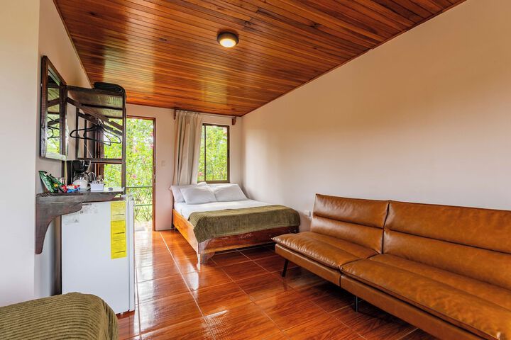 Room 15 of 49