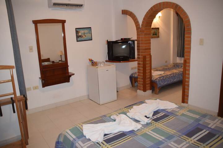 Room 10 of 42