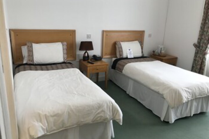 Room 15 of 19