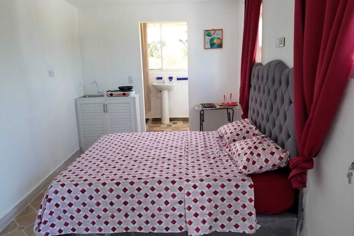 Room 32 of 52
