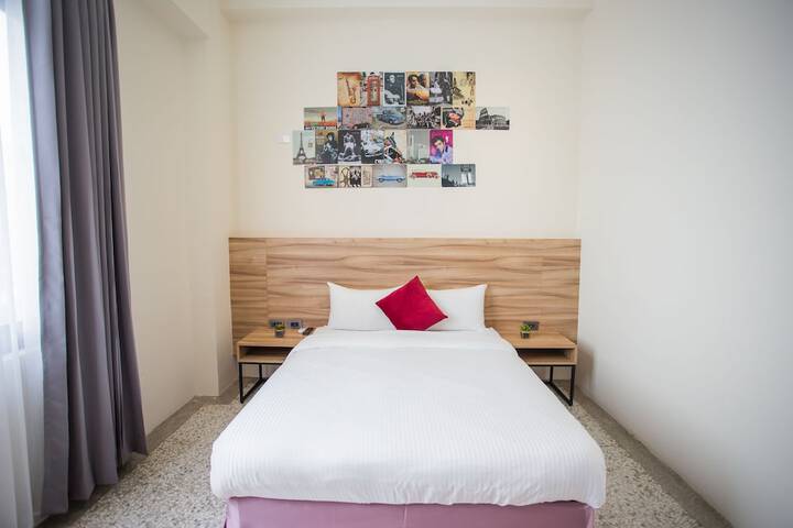 Room 14 of 177