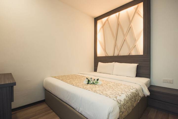 Room 16 of 24