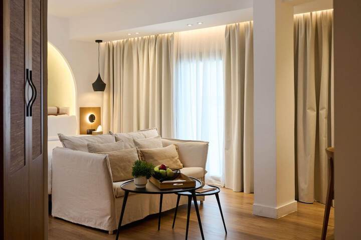 Room 45 of 107