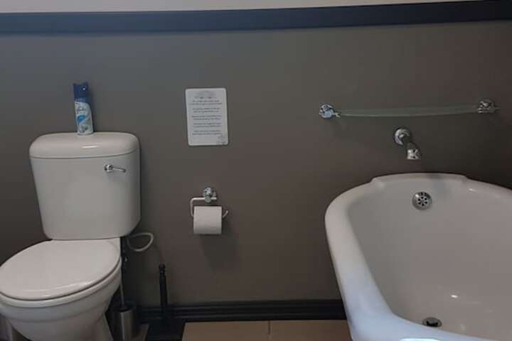 Room 68 of 138
