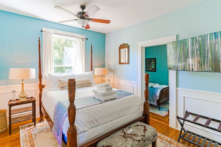 Room 40 of 175