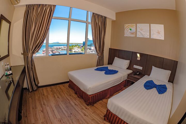 Room 20 of 49