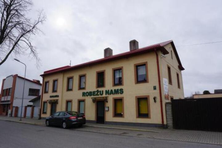 Robezu nams