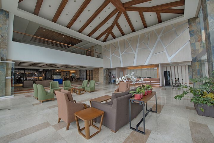 Lobby Photos