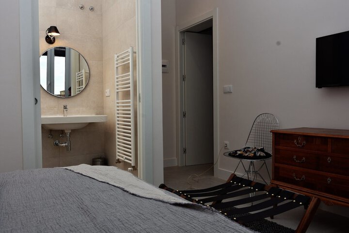 Room 7 of 44