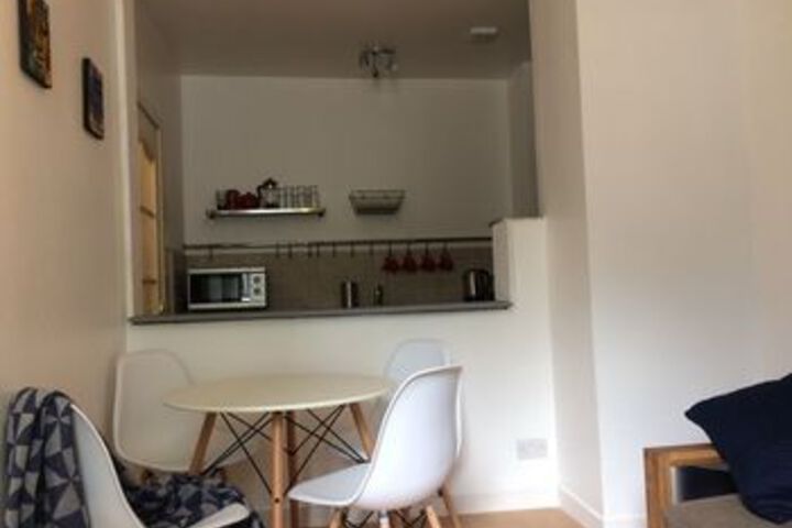 Room 8 of 20