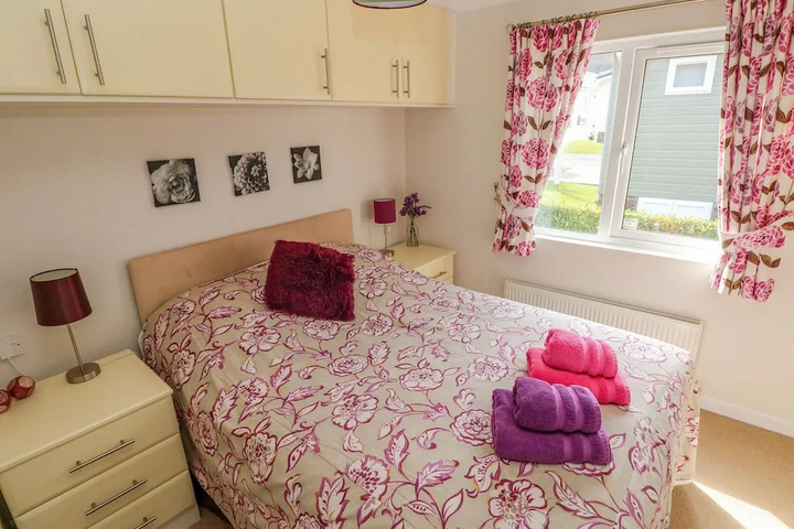 Room 3 of 14