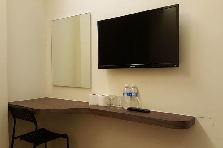 Room 20 of 35