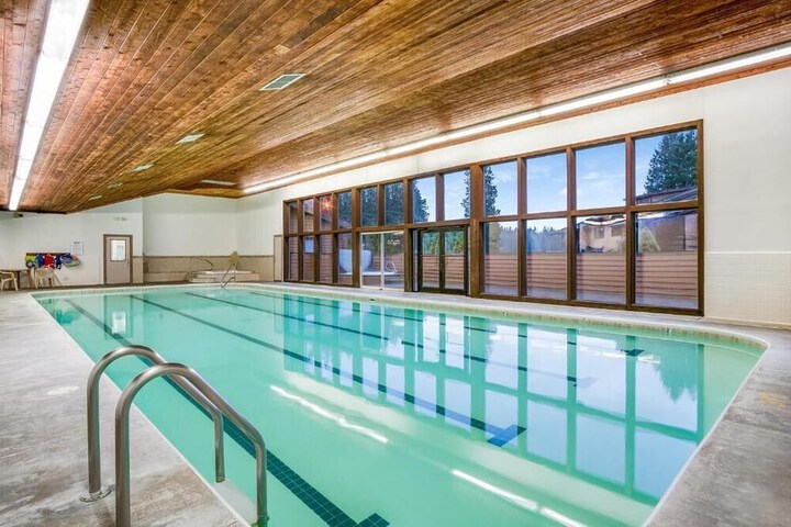 Pool 36 of 77