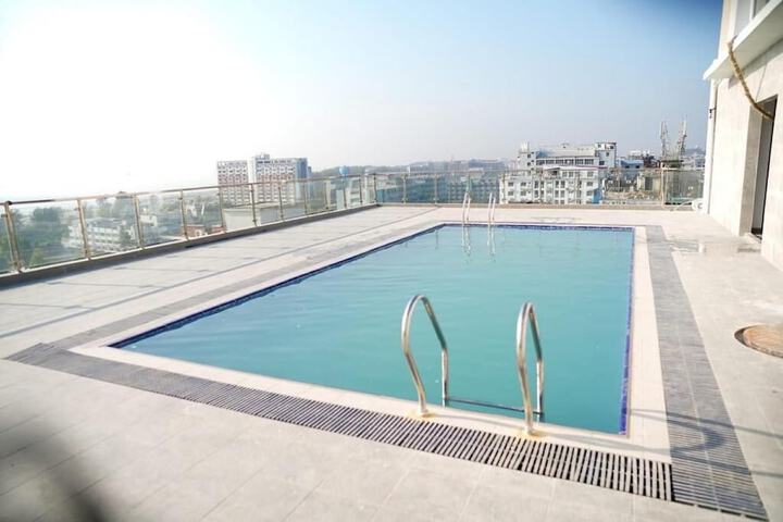 Pool 6 of 12