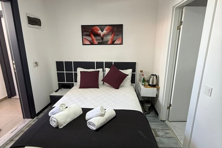 Room 34 of 65