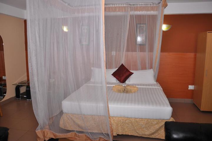 Room 16 of 57