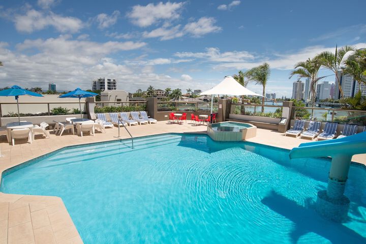 Pool 53 of 60