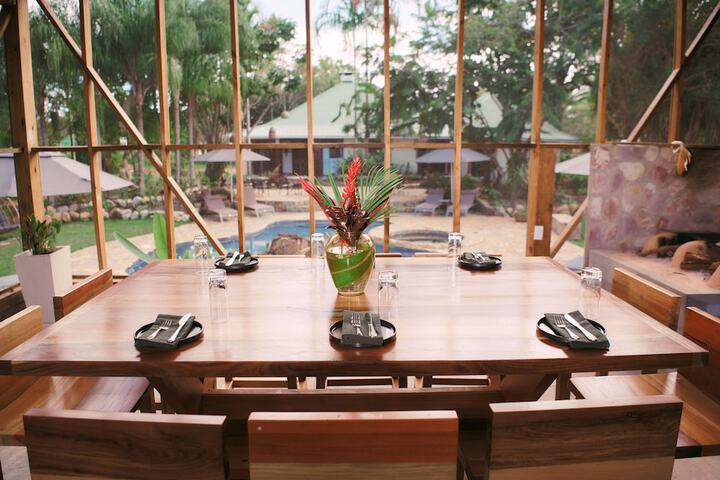 Dining 233 of 252