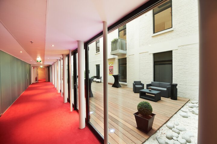 Terrace/Patio 60 of 74