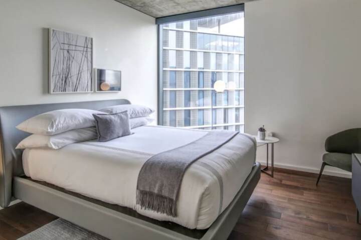 Room 10 of 47