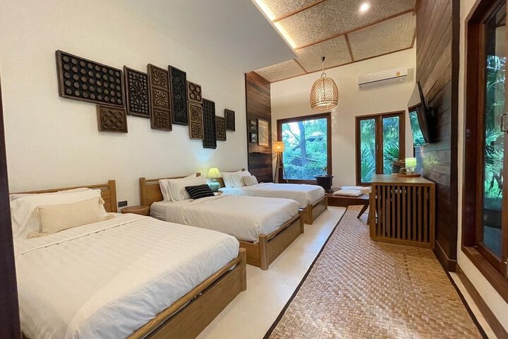Room 9 of 49