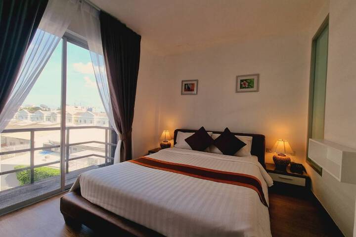 Room 6 of 55