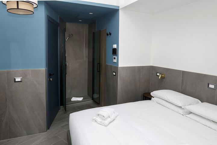 Room 55 of 87