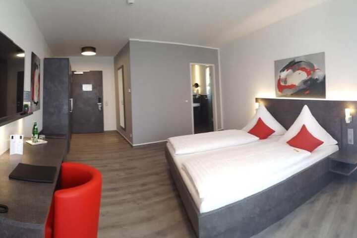 Room 25 of 55