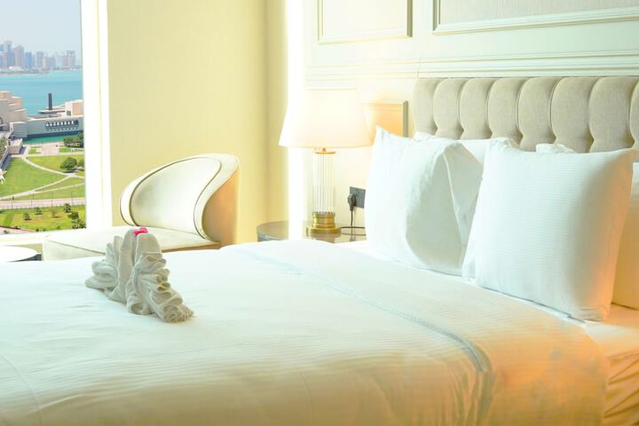Room 27 of 60