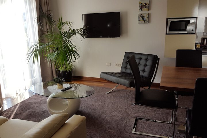 Room 11 of 30