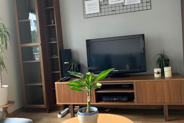 Room 8 of 18