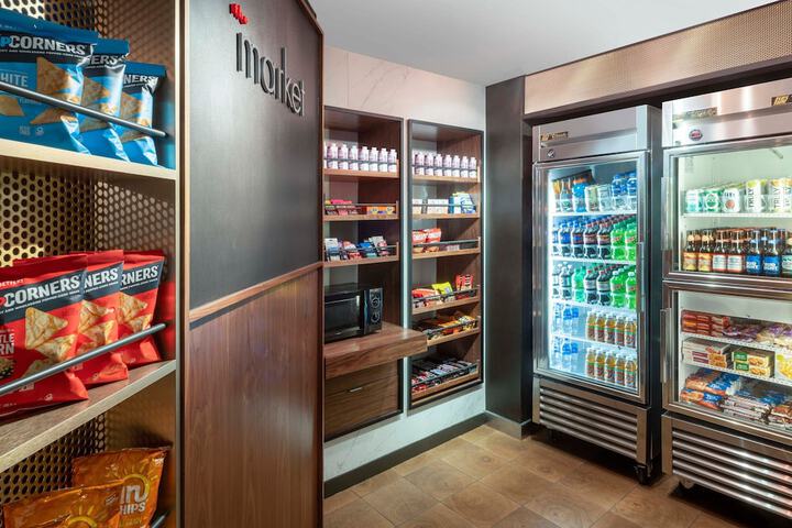 Snack bar