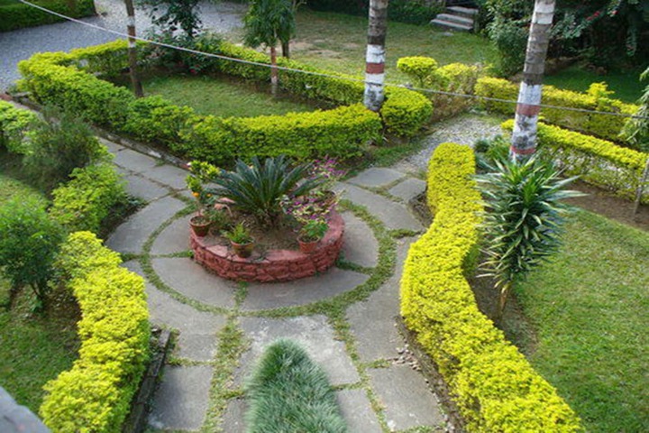 Hotel Exterior 16 of 19
