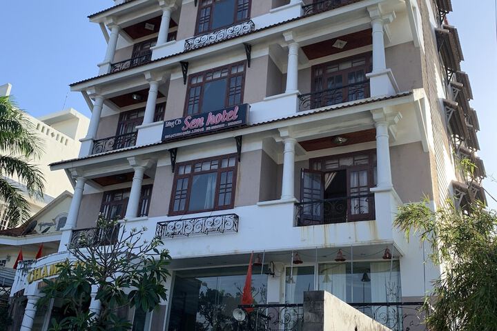 OYO 1002 Champa Lang Co Hotel